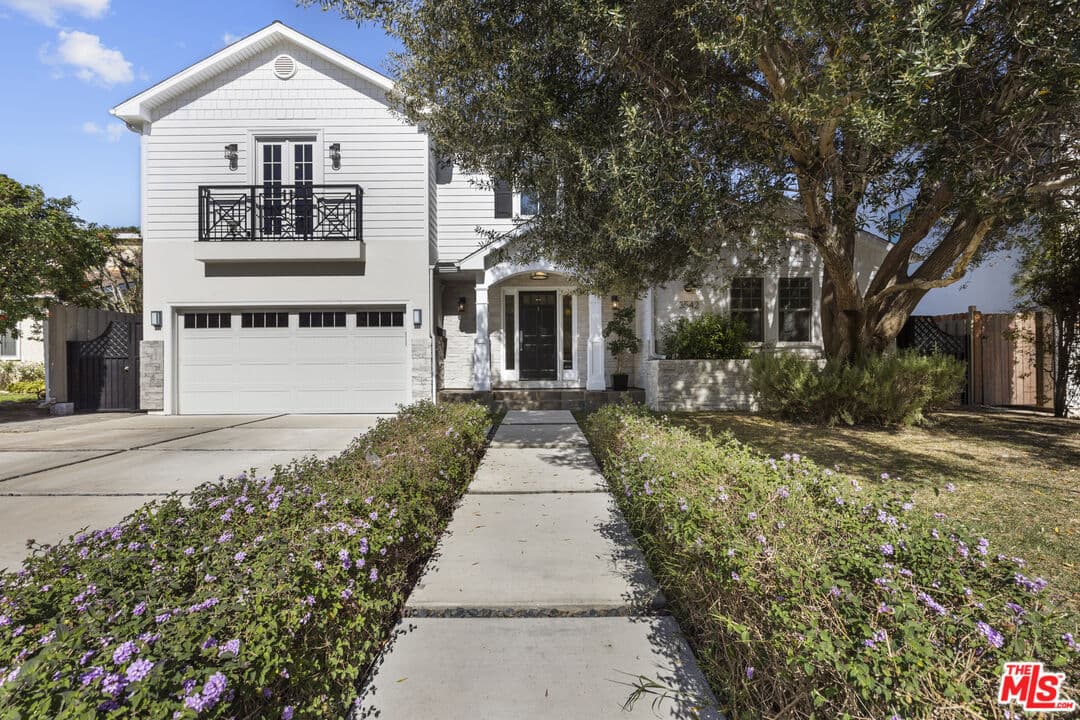 Sold: 3542 Stoner Ave, Los Angeles, CA 90066