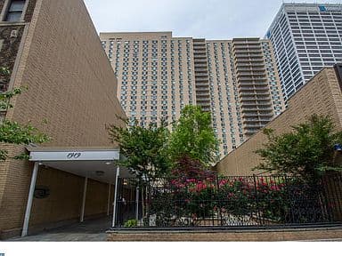 1919 Chestnut St APT 1502, Philadelphia, photo 1 of 1