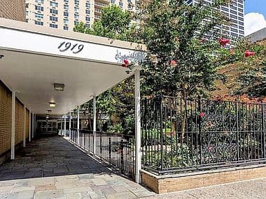 1919 Chestnut St APT 814, Philadelphia, photo 1 of 1