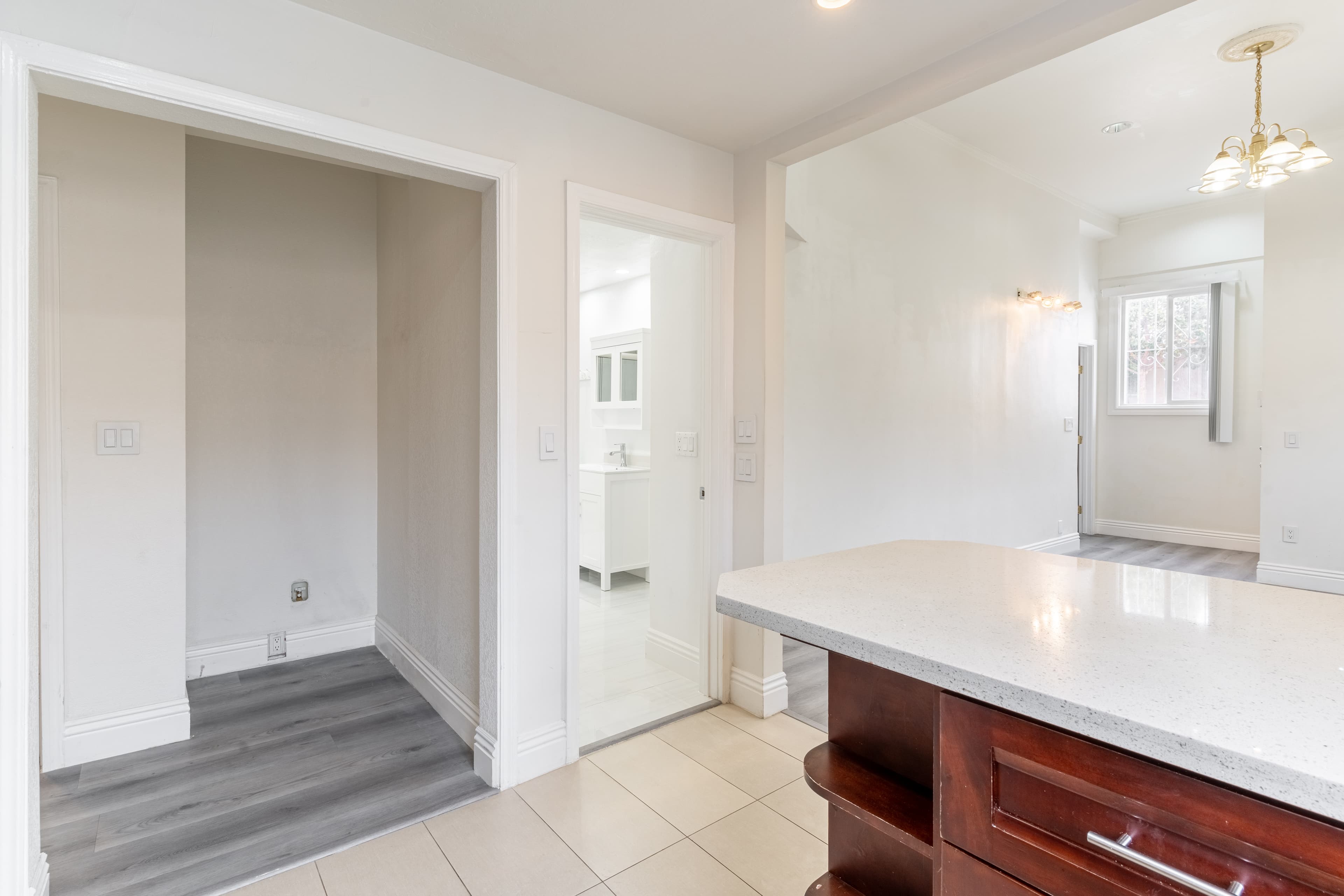 398 Vienna St, San Francisco, CA 94112, thumbnail 10