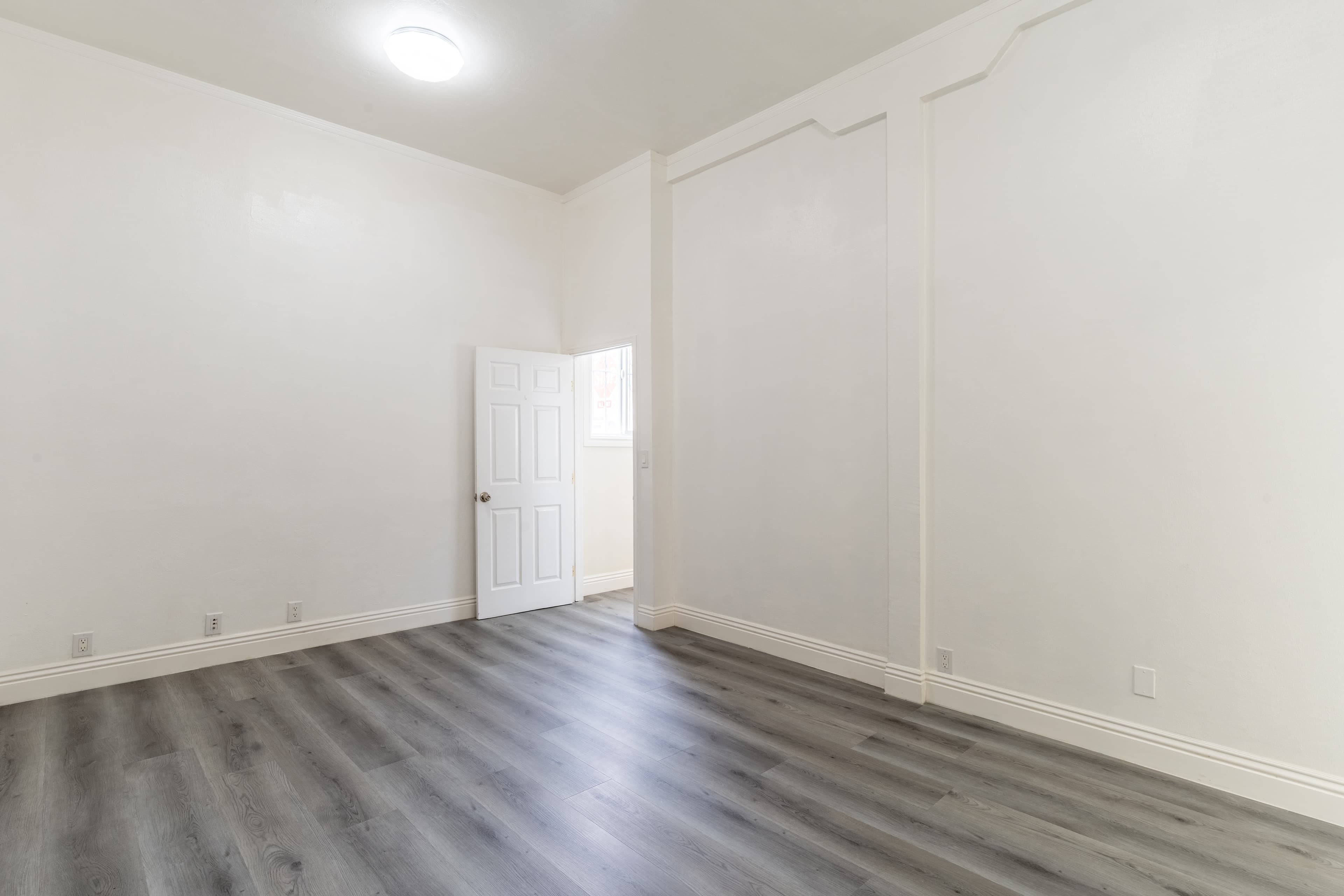 398 Vienna St, San Francisco, CA 94112, thumbnail 18