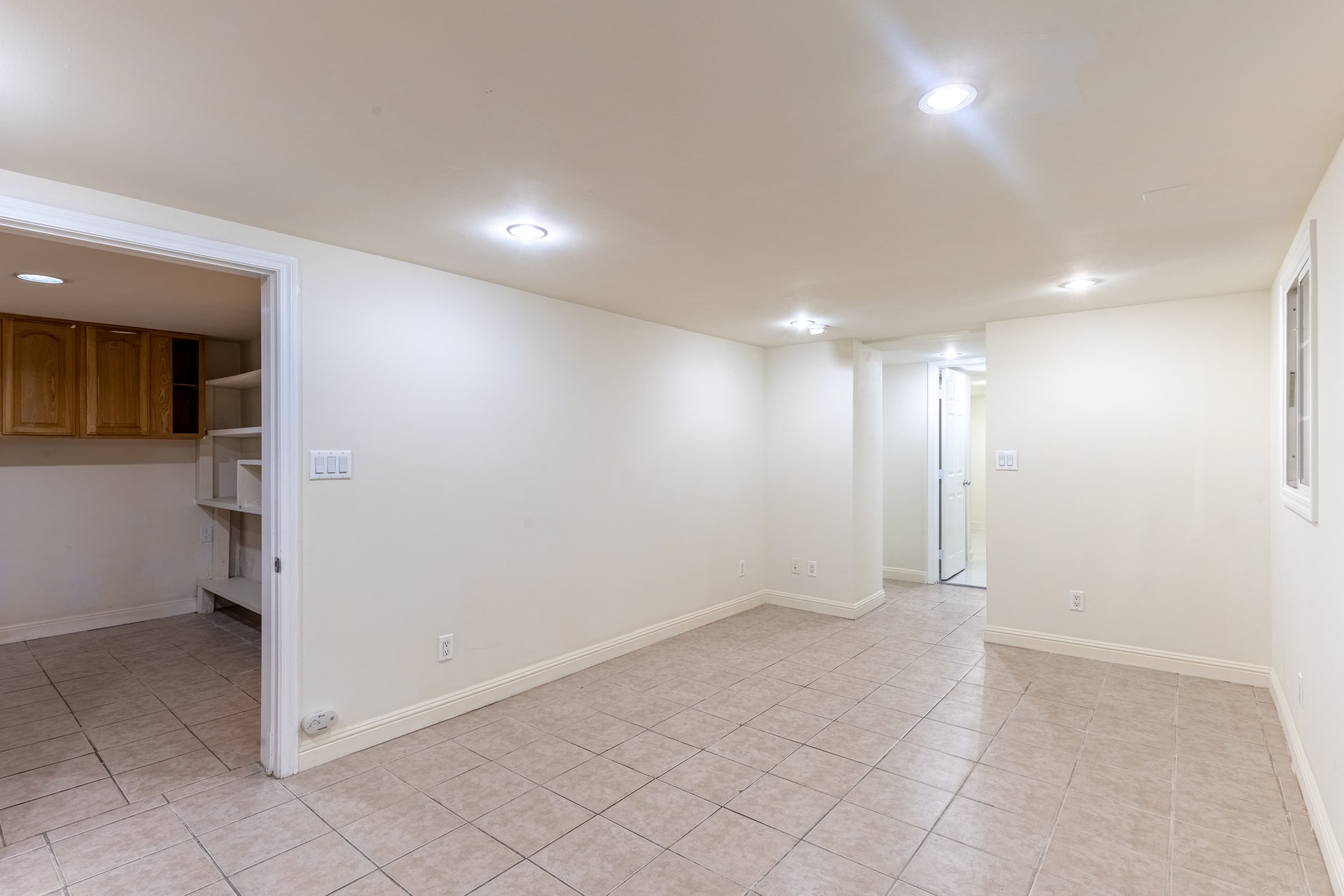 398 Vienna St, San Francisco, CA 94112, thumbnail 34
