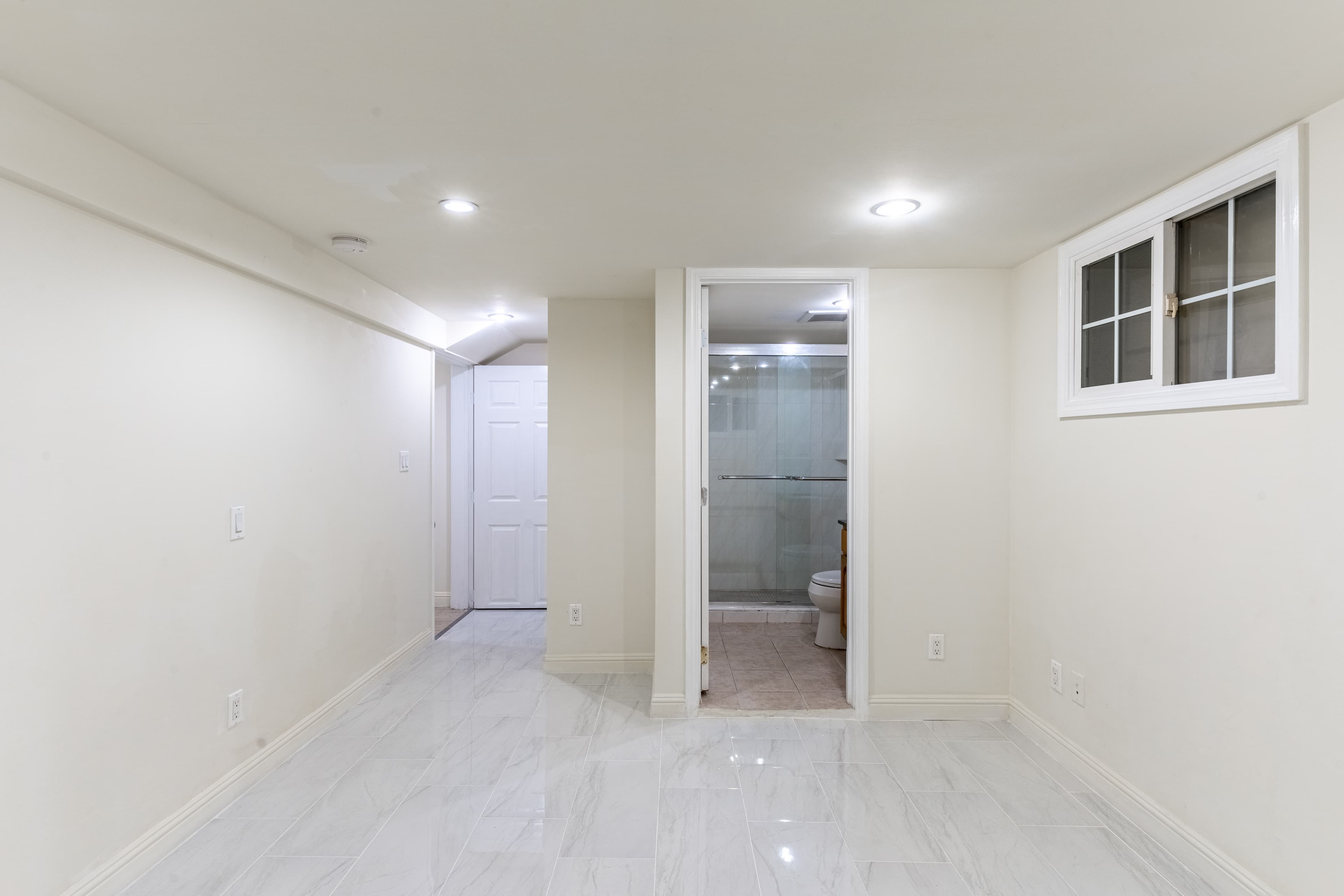 398 Vienna St, San Francisco, CA 94112, thumbnail 40