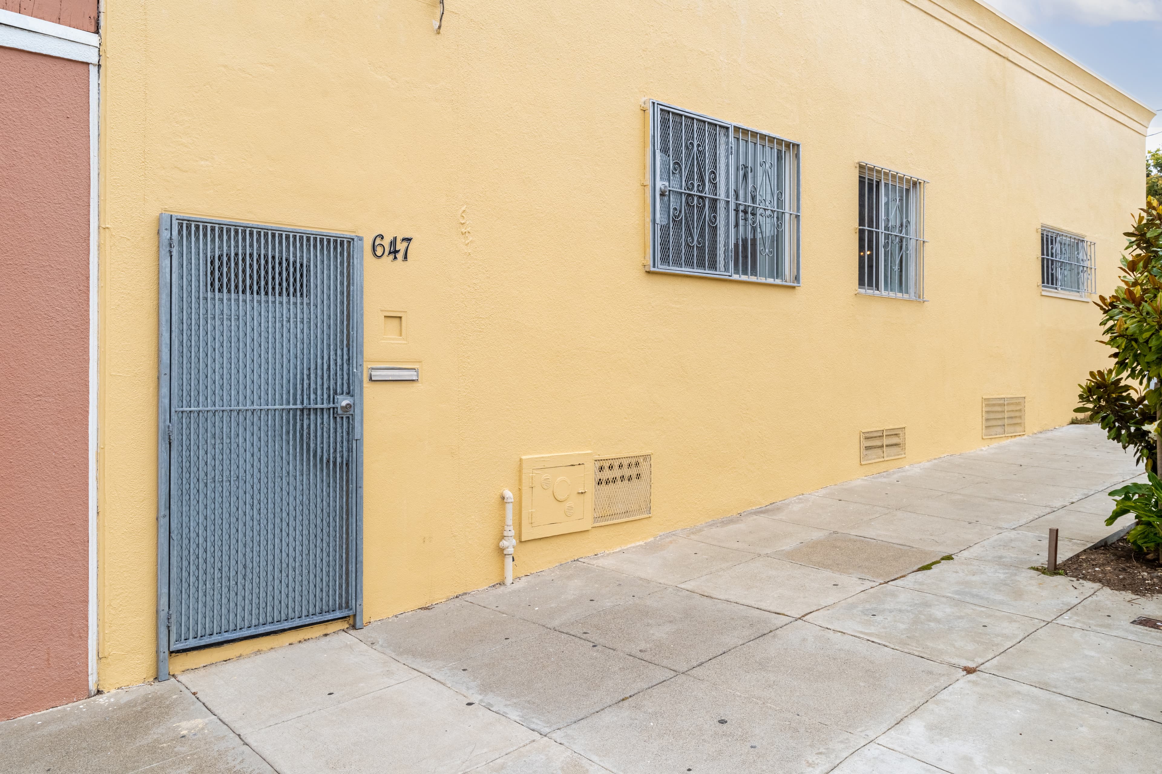 398 Vienna St, San Francisco, CA 94112, thumbnail 47