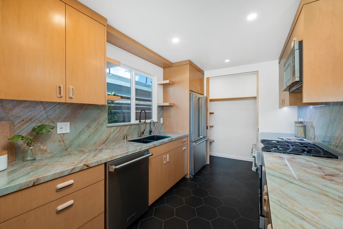 2408 Boone Ave, Venice, CA 90291, thumbnail 43