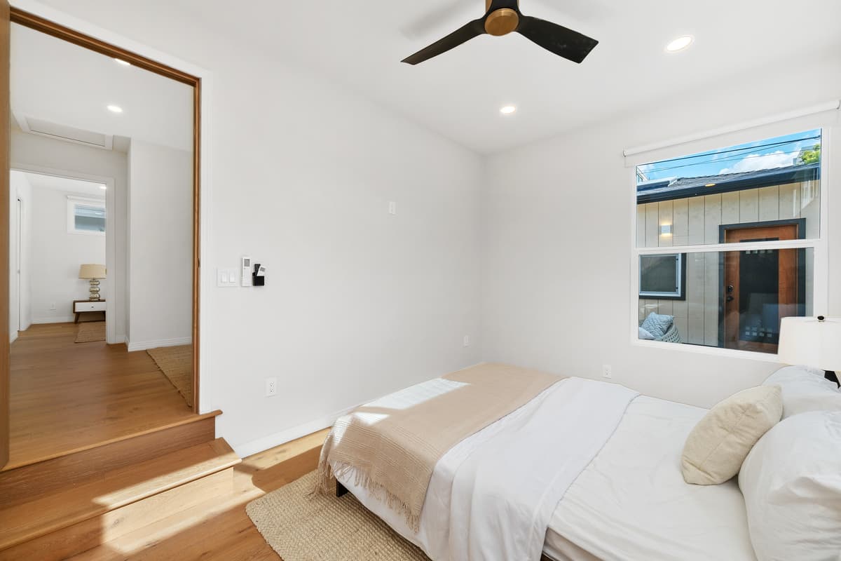2408 Boone Ave, Venice, CA 90291, thumbnail 25
