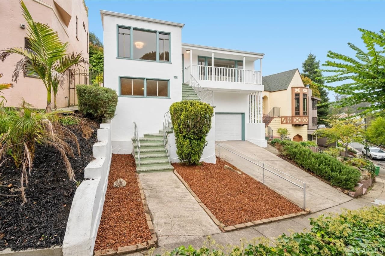140 Magellan Ave San Francisco, CA 94116, photo 1 of 1