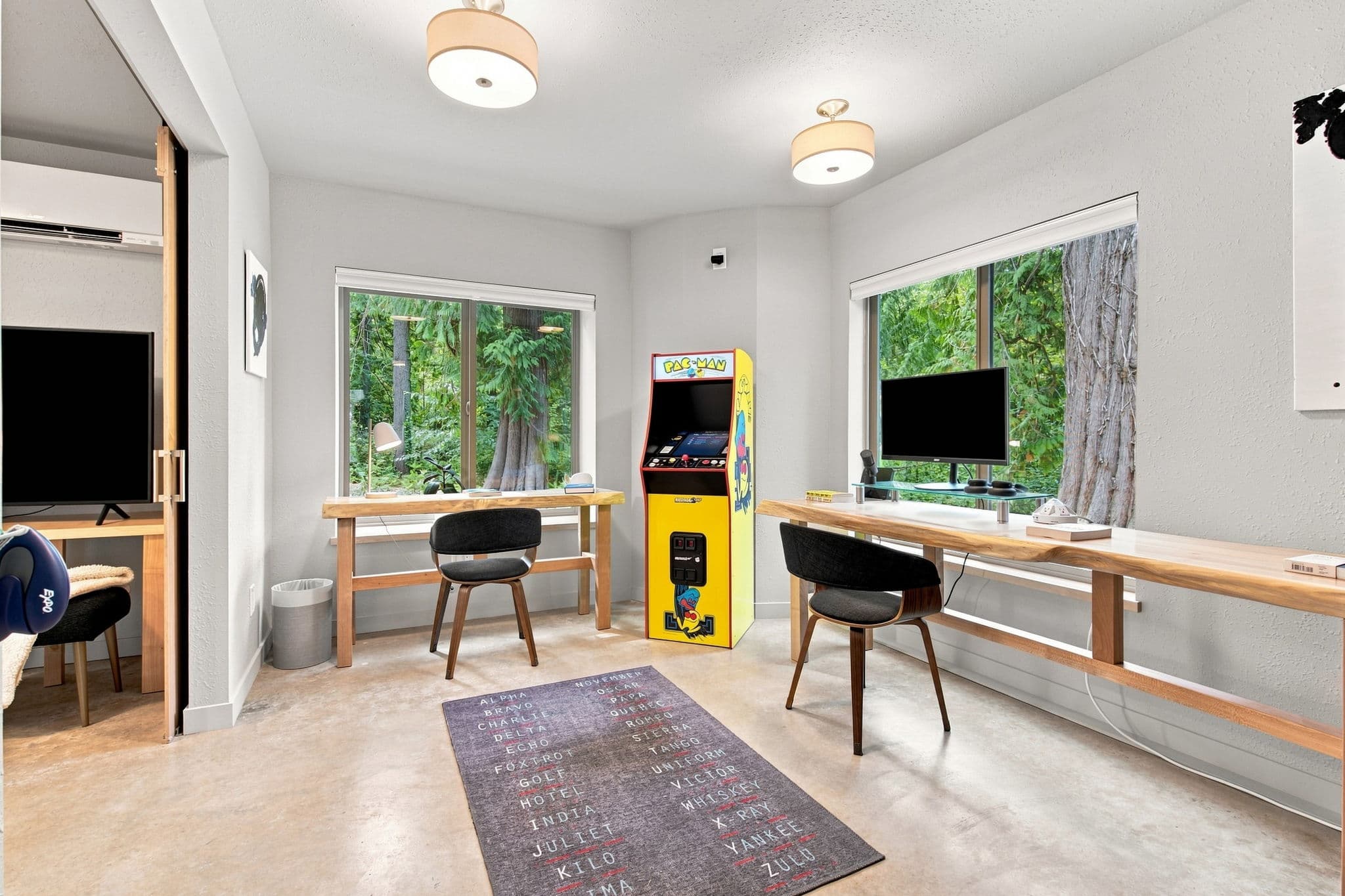 9720 Northeast Lofgren Rd Bainbridge Island, WA 98110, thumbnail 34