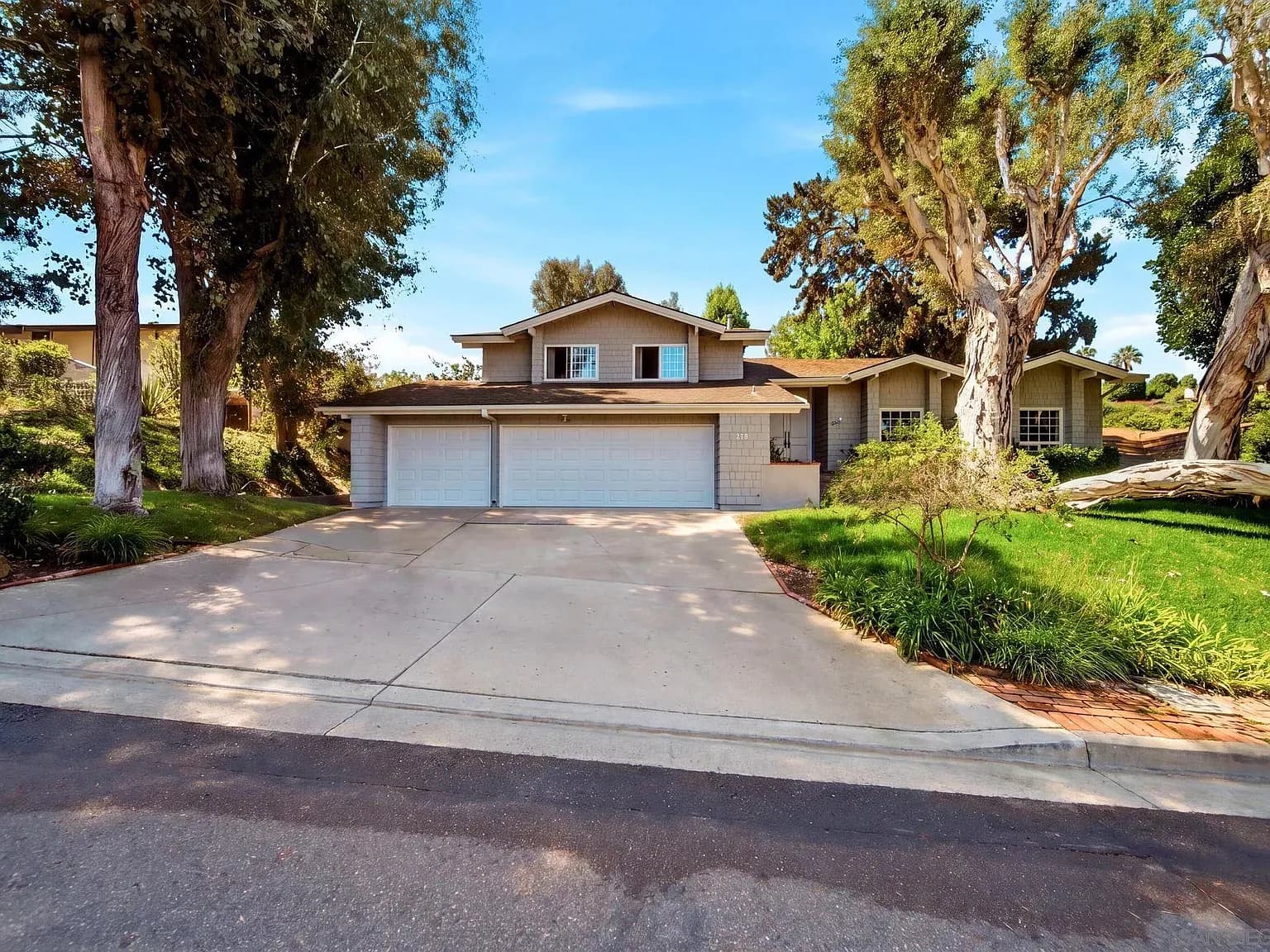 Purchased: 425 Loma Larga Dr, Solana Beach, CA 92075