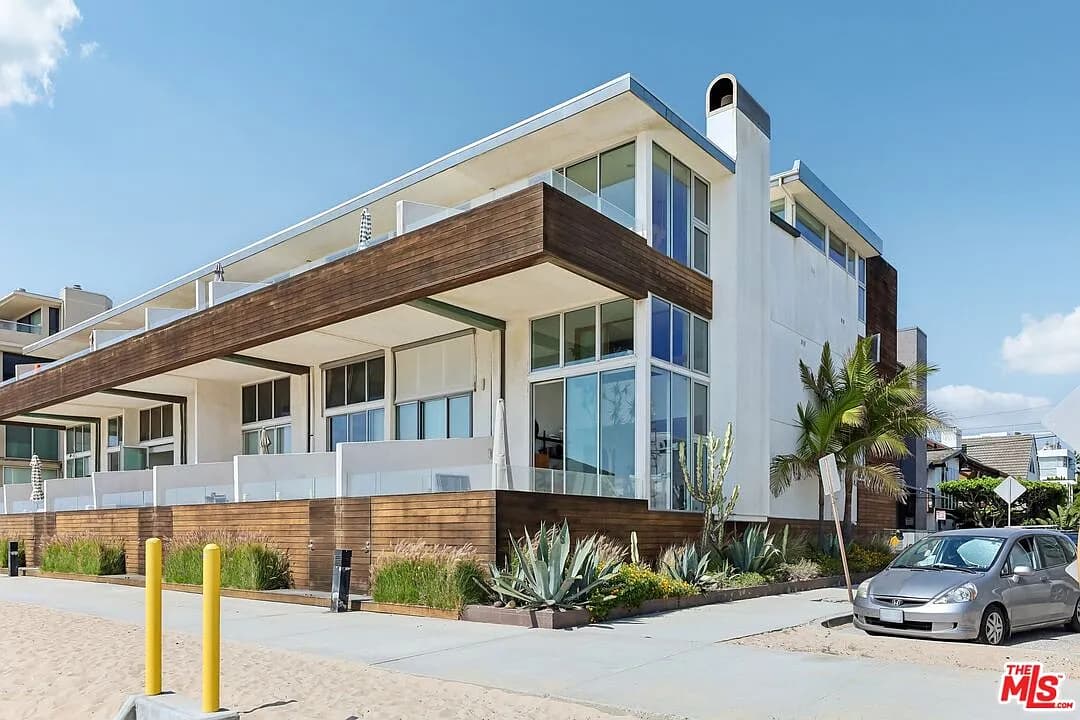 Sold: 7 Fleet Street #203, Marina del Rey, CA 90292