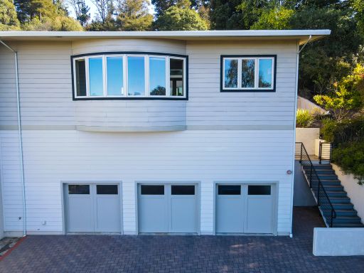 House for sale with 3 garages in El Cerrito